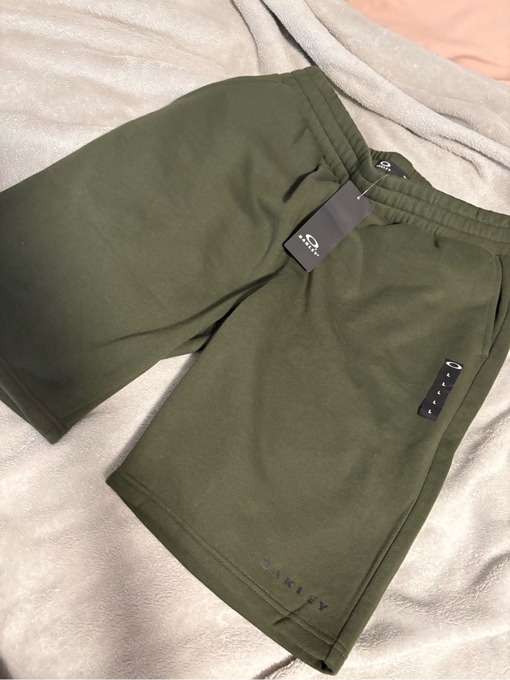 Oakley Men’s Olive Athletic Fleece Shorts